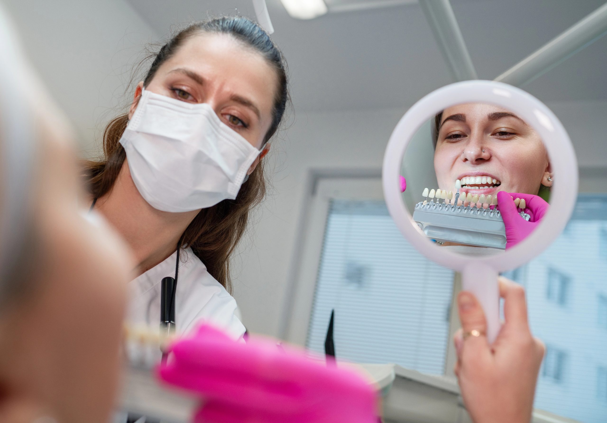 Dental Veneer vs Crown: Understanding the Key Differences